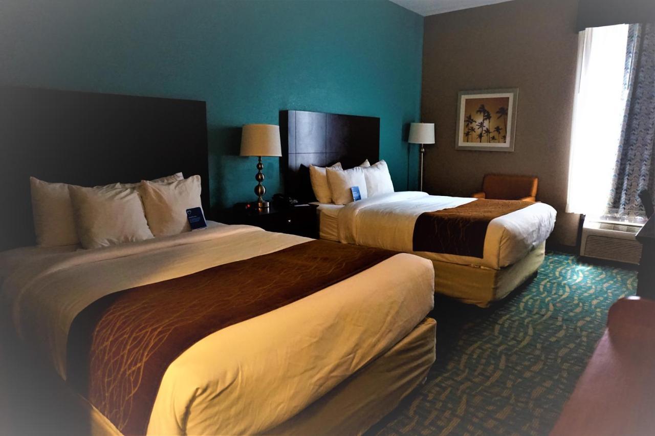 Comfort Inn & Suites Fort Lauderdale West Turnpike Lauderdale Lakes Eksteriør billede