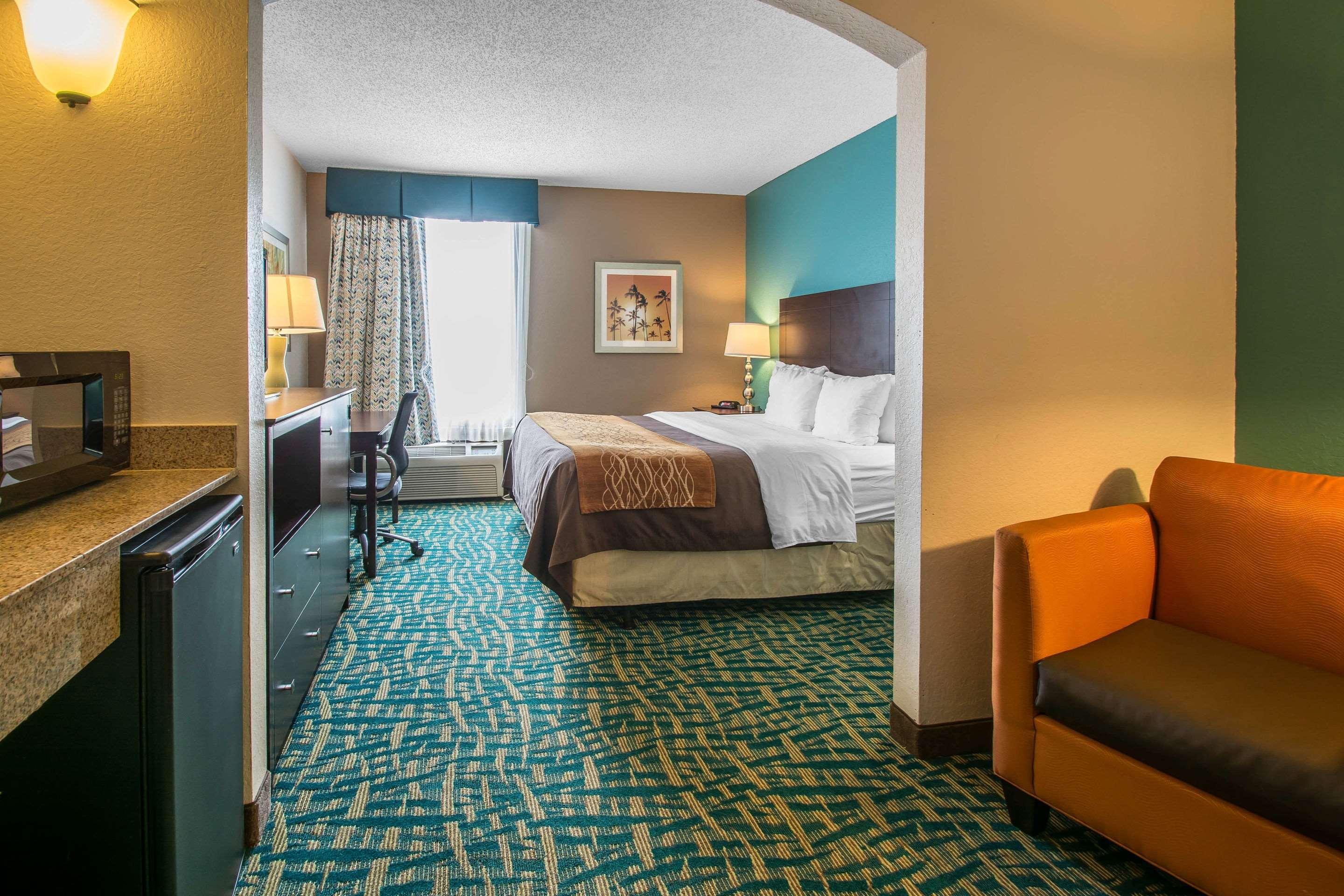 Comfort Inn & Suites Fort Lauderdale West Turnpike Lauderdale Lakes Eksteriør billede