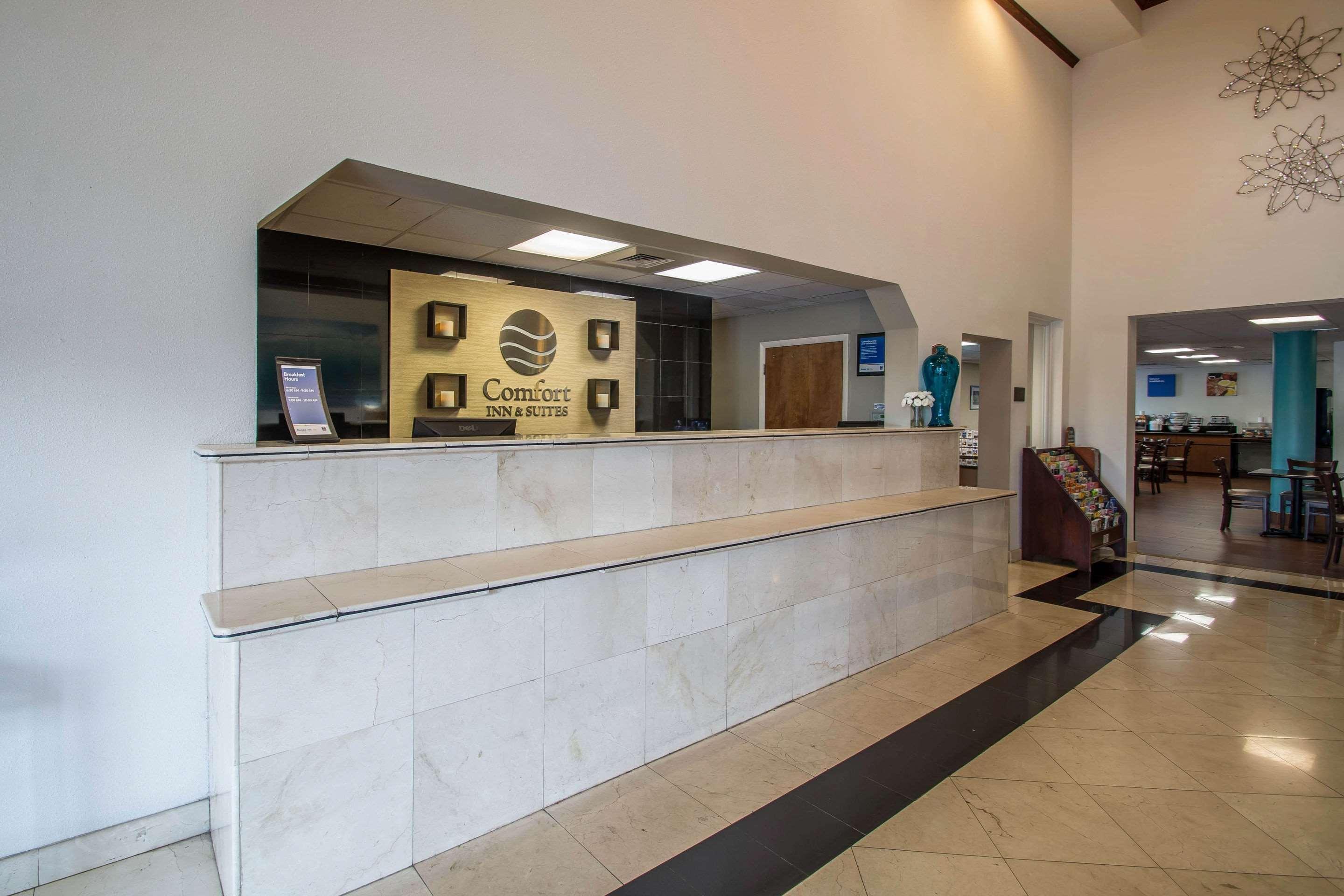 Comfort Inn & Suites Fort Lauderdale West Turnpike Lauderdale Lakes Eksteriør billede