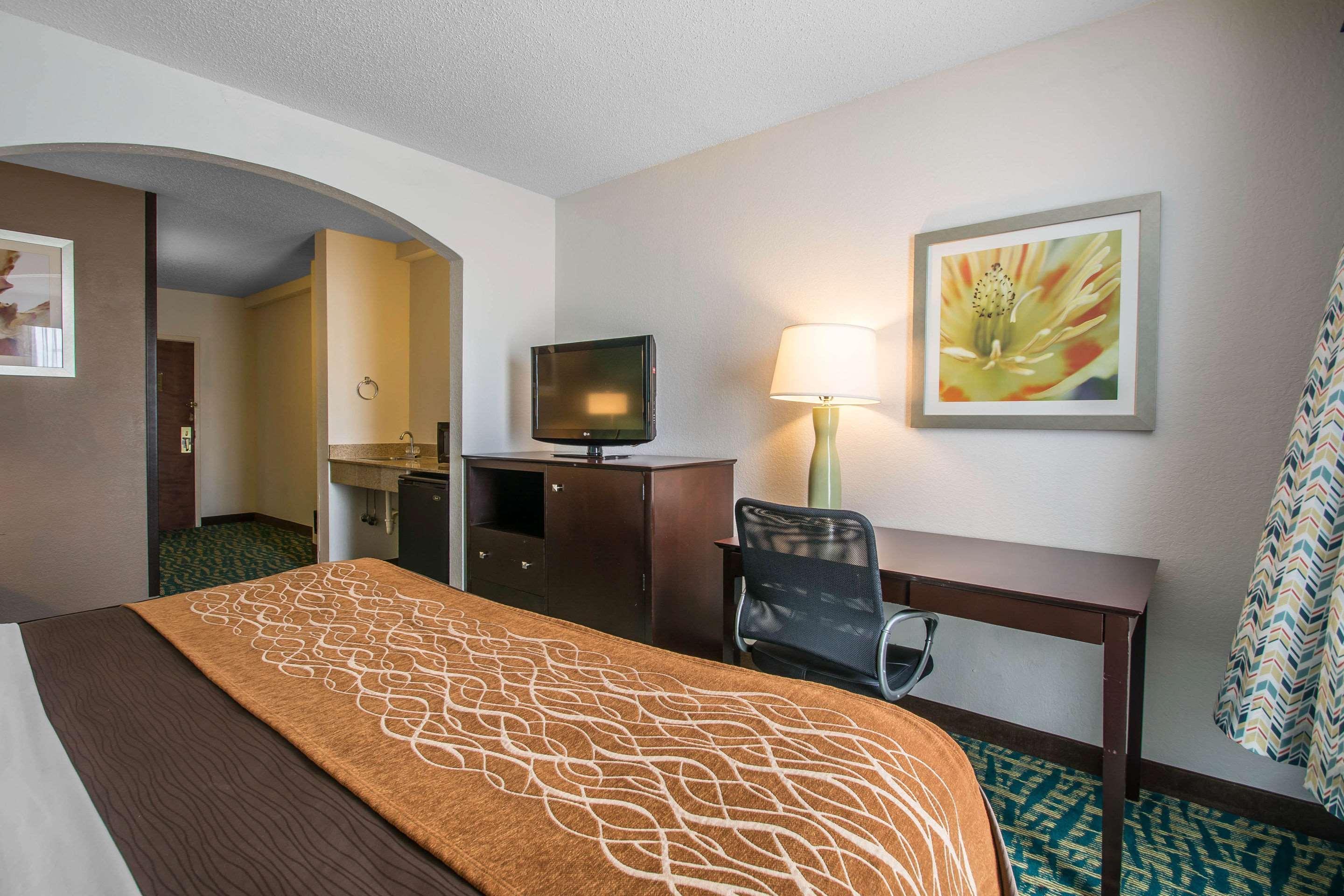 Comfort Inn & Suites Fort Lauderdale West Turnpike Lauderdale Lakes Eksteriør billede